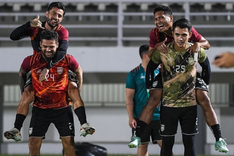 Joaquin Gomez Soroti Performa Gemilang Dua Pemain Berpengalaman Borneo FC