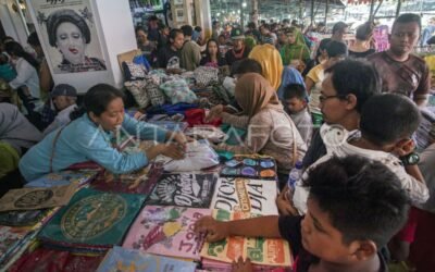 Berfoto ala Noni Belanda, warna baru wisata Malioboro di tengah ramainya libur Nataru